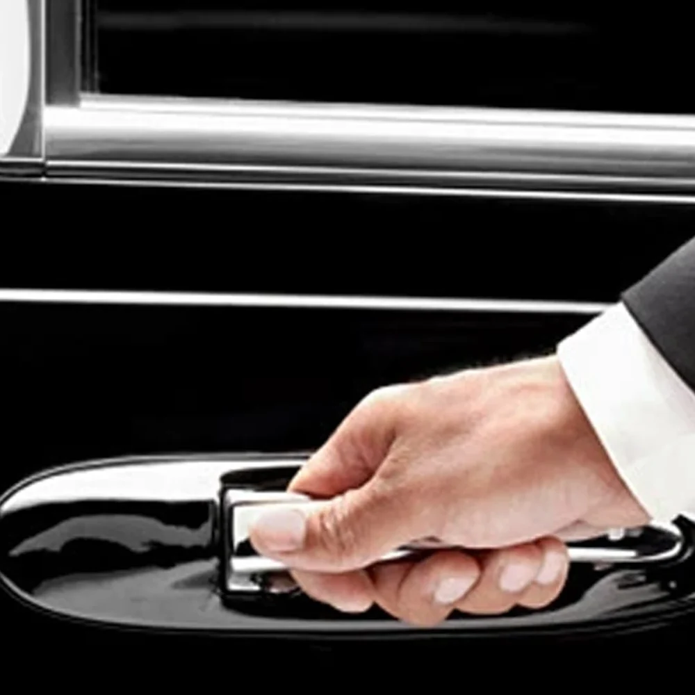 hand-opening-car-door